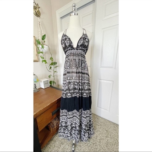 Free People Dresses & Skirts - Free People Black and White Moroccan Print and Lace
Halter Maxi Dress Size XS